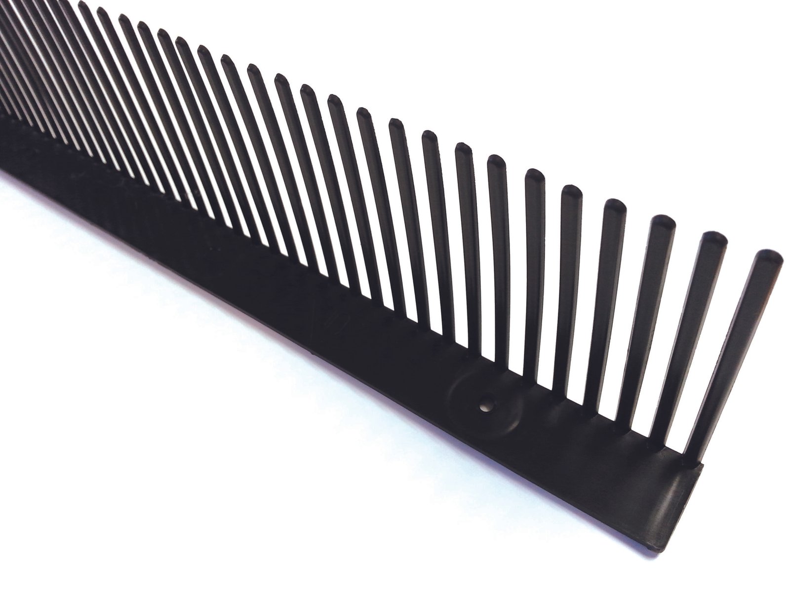 Eaves Comb Filler 1m